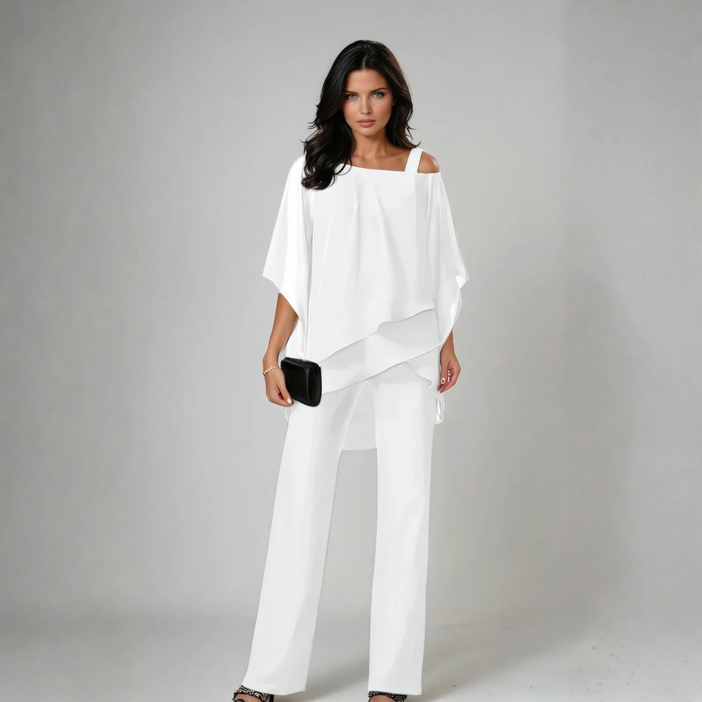 Two-piece layered set
